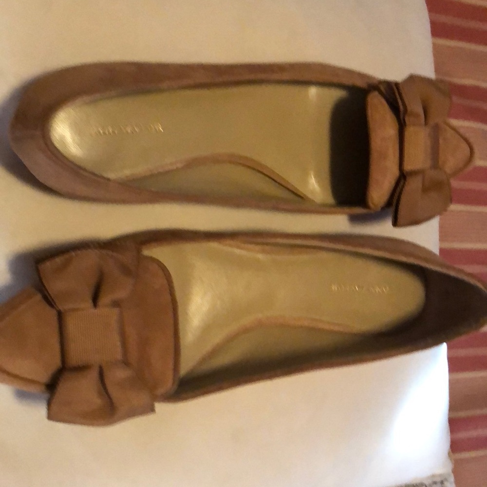 Ann Taylor Suede Bow Flats